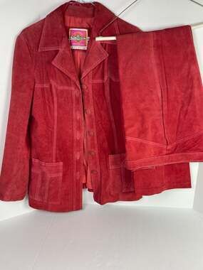 Vintage Ms. Pioneer Red Suede 2-Piece Jacket and Pants Suit Womens Small